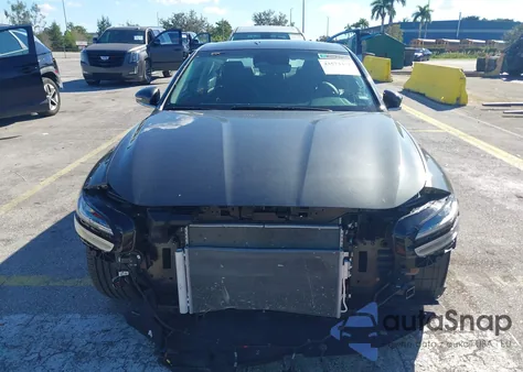 2025 Genesis G70 2.5T Awd из США, поврежденный, VIN KMTG34SC0SU149459